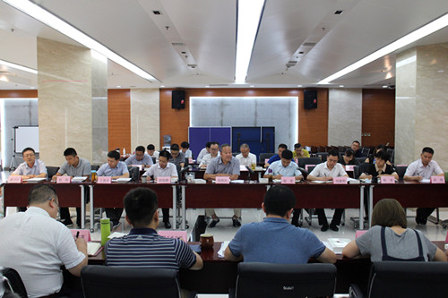 西投控股召開黨總支（擴(kuò)大）會(huì)議暨中心組學(xué)習(xí)會(huì)議學(xué)習(xí)習(xí)總書記講話精神及中央、省、市相關(guān)會(huì)議文件精神